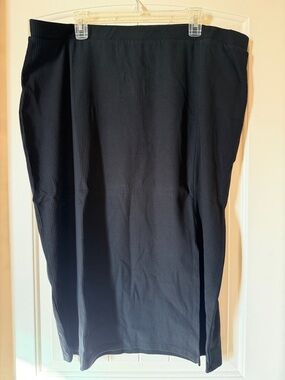 The Drop ribbed midi skirt in black